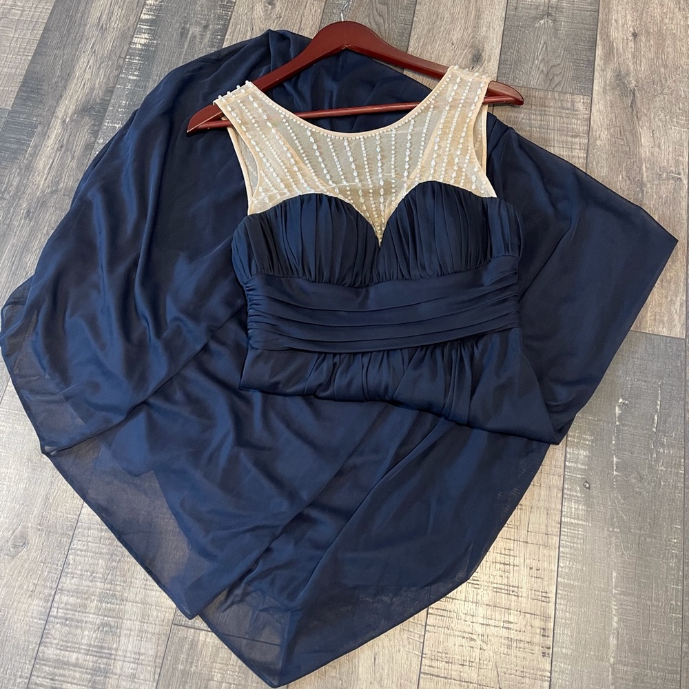 ❤️ $100.00 ❤️   Beautiful dress ( Must see )